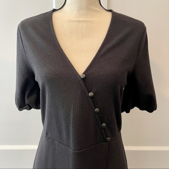 Madewell Cross-Front Button Dress - Picture 7 of 9